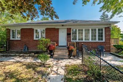 Detached in Newmarket