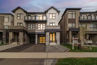 Semi-Detached in Newmarket