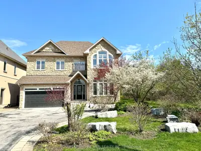 Detached in Richmond Hill