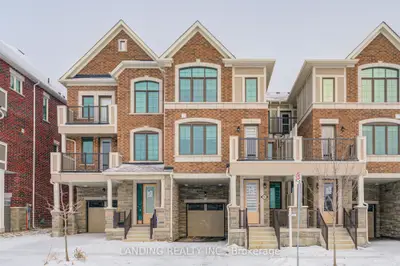 Att/Row/Townhouse in Markham