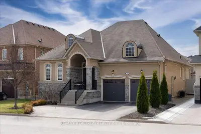 Detached in King