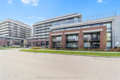 Condo Apartment in Vaughan