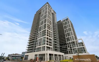 Condo Apartment in Vaughan