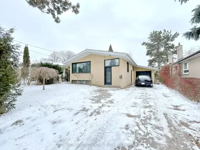 166 Driscoll Road, Richmond Hill, On L4c 4h7
