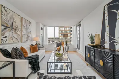 Condo Apartment in Markham