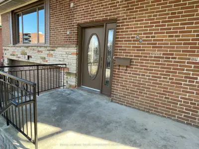 80 Trayborn Drive, Richmond Hill, On L4c 4k7