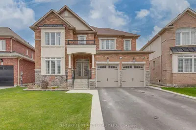 Detached in Essa