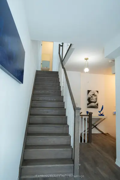 Att/Row/Townhouse in Markham