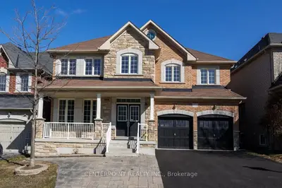 Detached in Newmarket