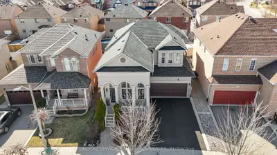 Detached in Vaughan