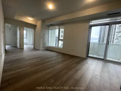 Condo Apartment in Vaughan