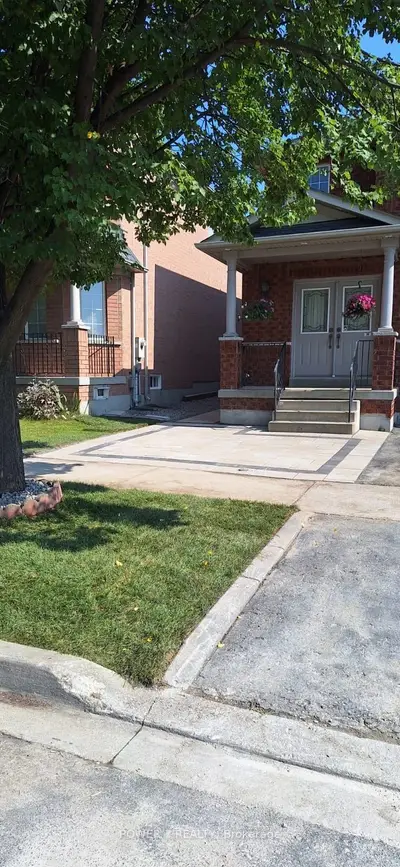 Detached in Markham