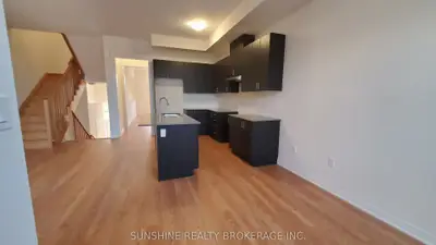 1539 19th Avenue, Richmond Hill, On L6s 0n9