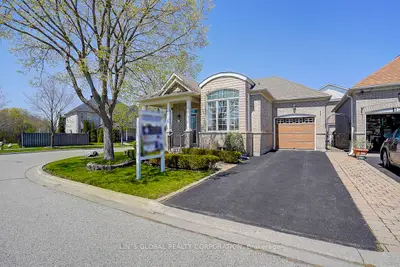 Detached in Markham