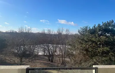 Condo Apartment in Markham