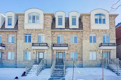Att/Row/Townhouse in Markham