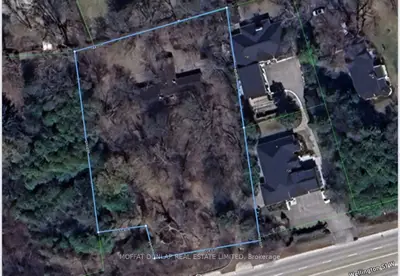 742 Wellington Street, Aurora, On L4g 7a6