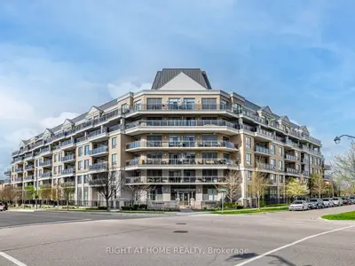 Condo Apartment in Aurora