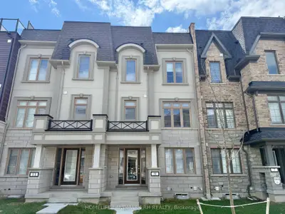 Att/Row/Townhouse in Markham