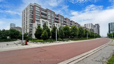 Condo Apartment in Markham