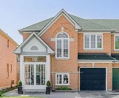 85 Nahanni Drive, Richmond Hill, ON L4B 4L4