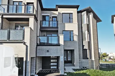 Att/Row/Townhouse in Vaughan