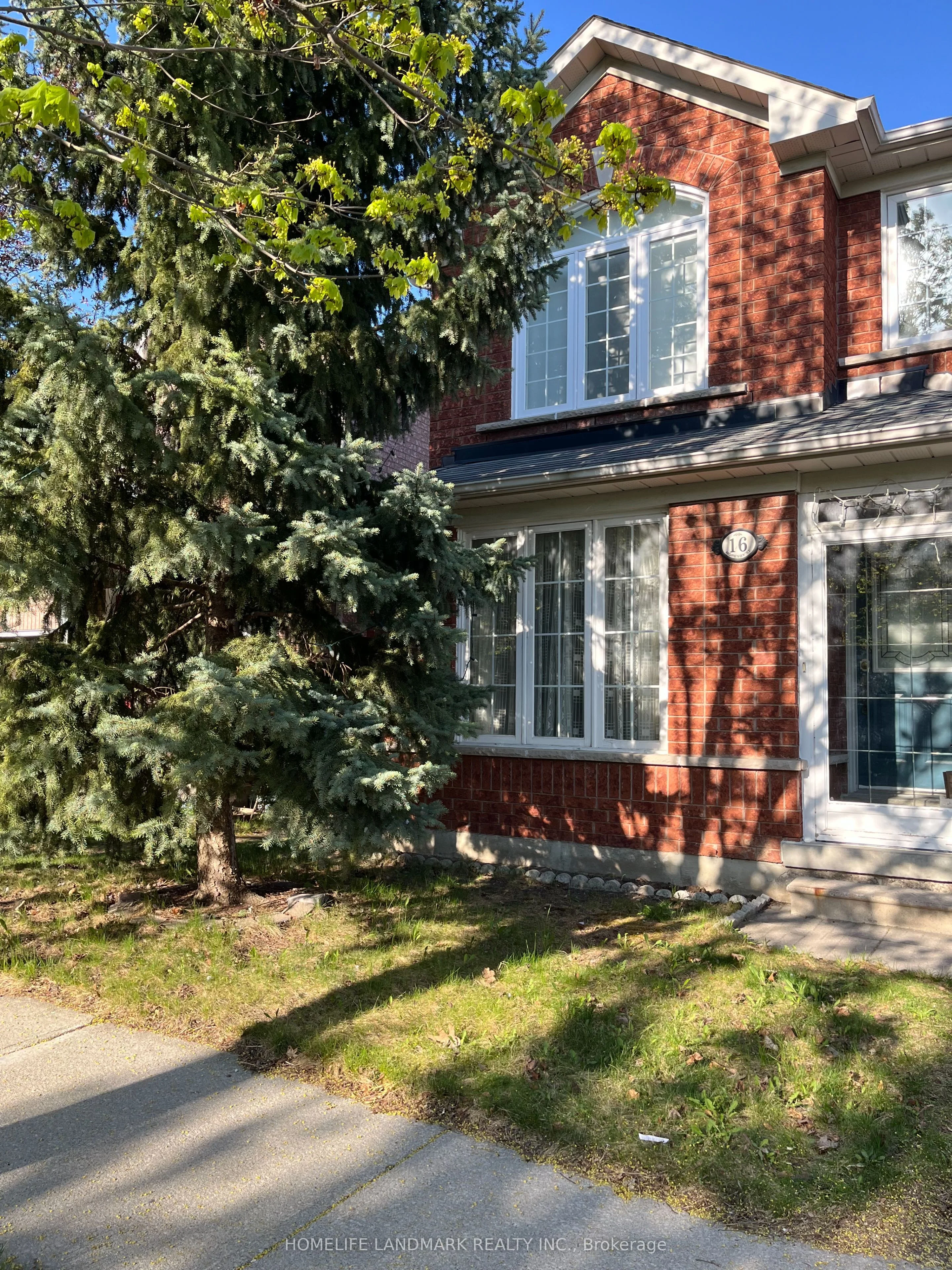 16 Moresby Street, Richmond Hill, On L4b 4k8
