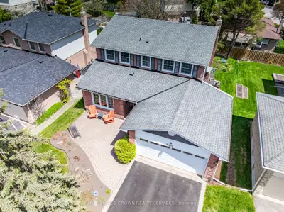 Detached in Newmarket