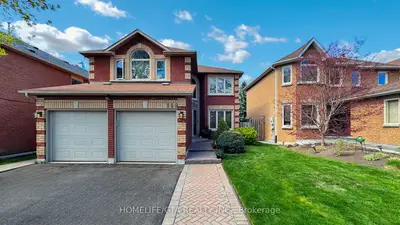 Detached in Newmarket