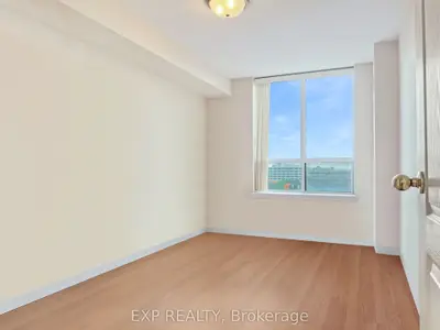 Condo Apartment in Markham