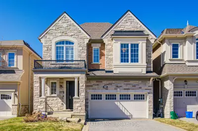 Detached in Aurora