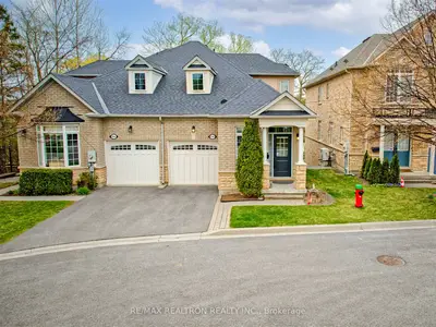 Semi-Detached Condo in Newmarket