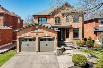 Detached in Aurora