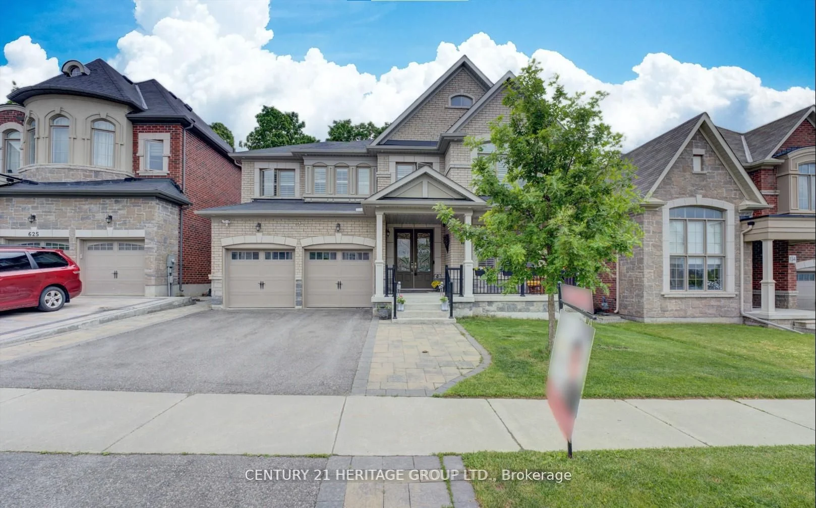 629 McGregor Farm Trail, Newmarket, ON L3X 0H3