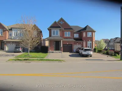 Semi-Detached in Vaughan