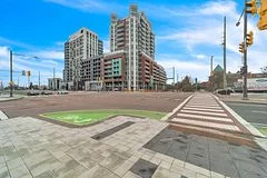 8888 Yonge Street 322, Richmond Hill, ON L4C 6Z1