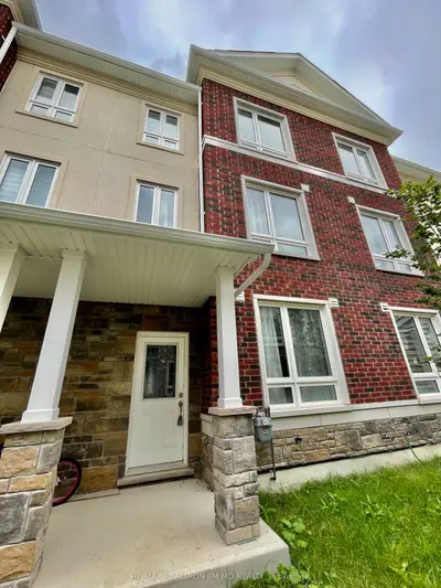 Att/Row/Townhouse in Markham