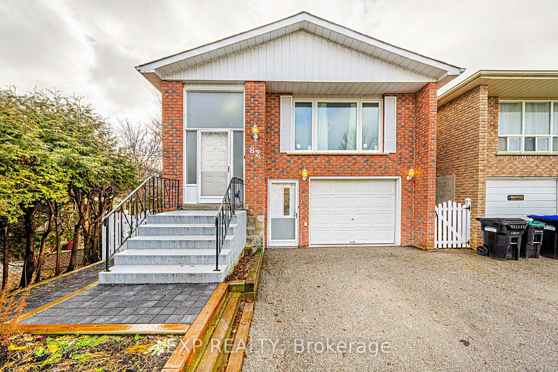 82 Fred Cook Drive Main, Bradford West Gwillimbury, On L3z 1v2