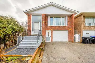 Detached in Bradford West Gwillimbury