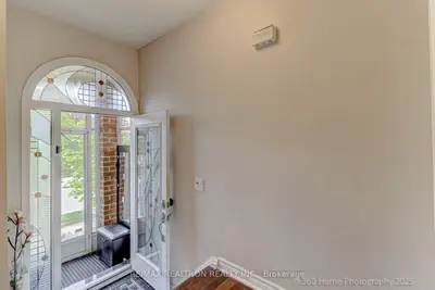 Detached in Vaughan