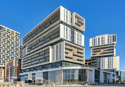 Condo Apartment in Markham