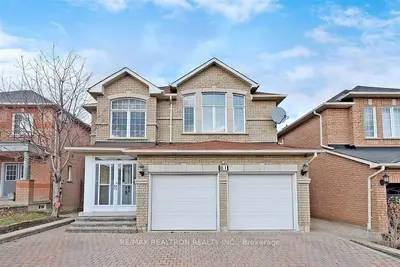 Detached in Markham