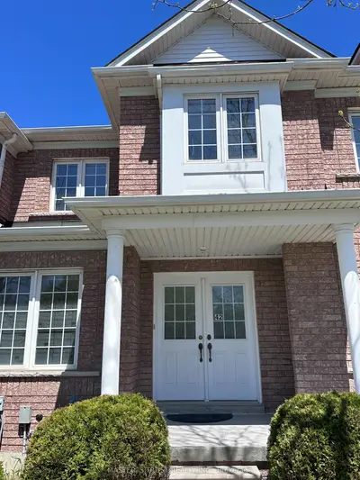 Att/Row/Townhouse in Markham