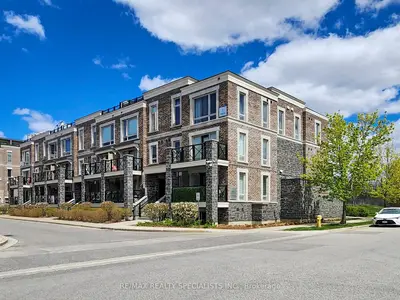 Condo Townhouse in Markham