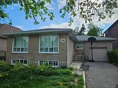 174 Maple Avenue Main Fl, Richmond Hill, ON L4C 2J1