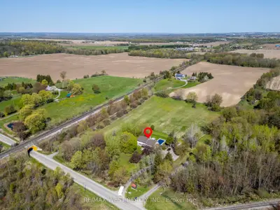 Detached in New Tecumseth
