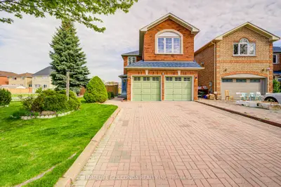 Detached in Markham
