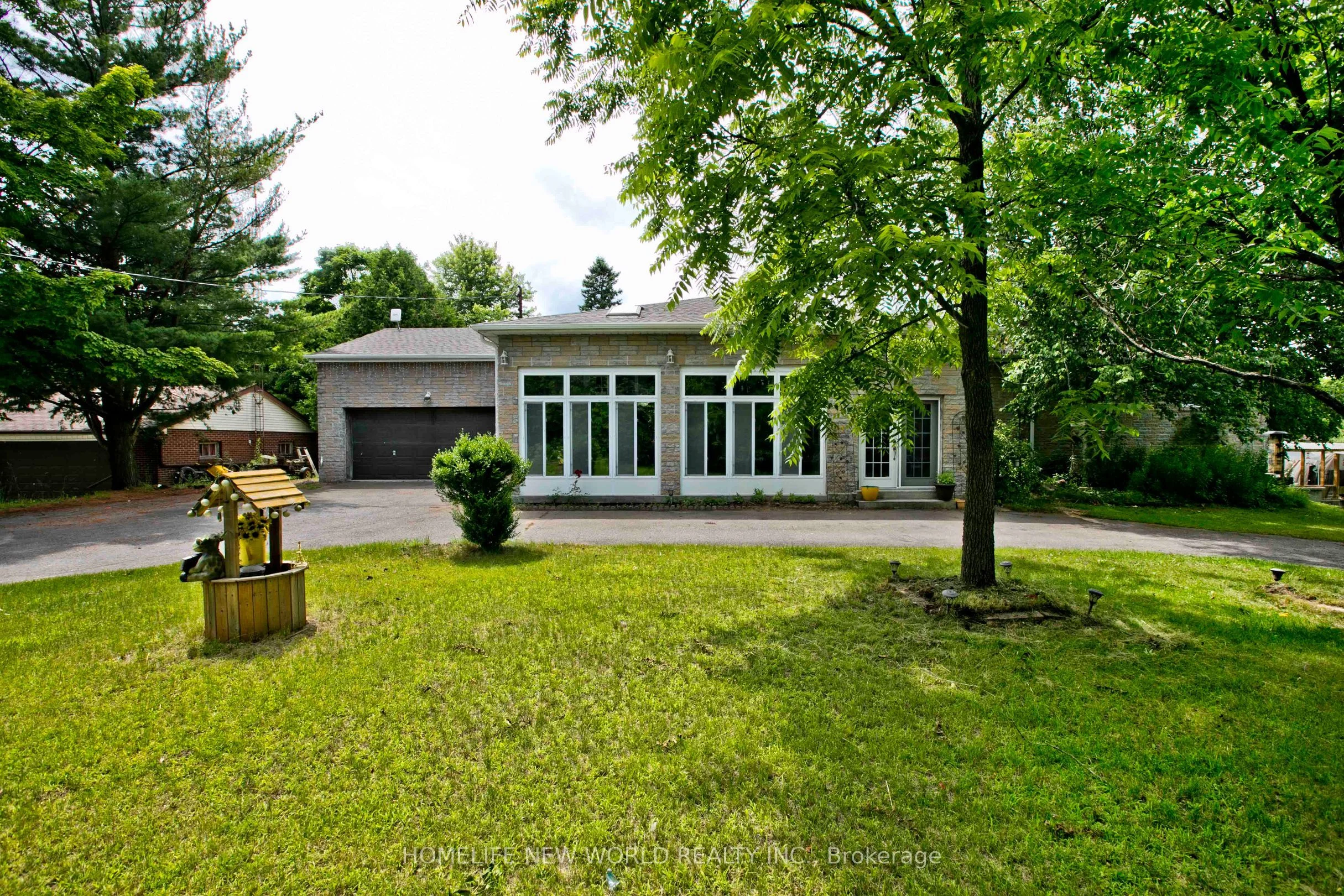16960 Warden Avenue, Whitchurch-Stouffville, ON L4A 2V9