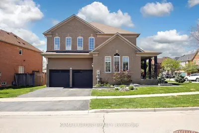 Detached in Richmond Hill