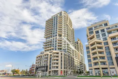 9205 Yonge Street 801, Richmond Hill, On L4c 1v5